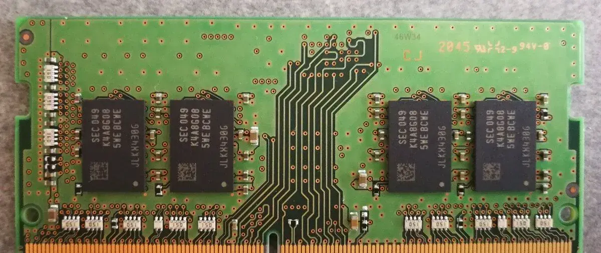 Samsung DDR4, SO-DIMM, 8 GB, PC4-3200, M471AK43E