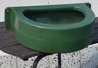 Žlab pro koně 25 l - plastový