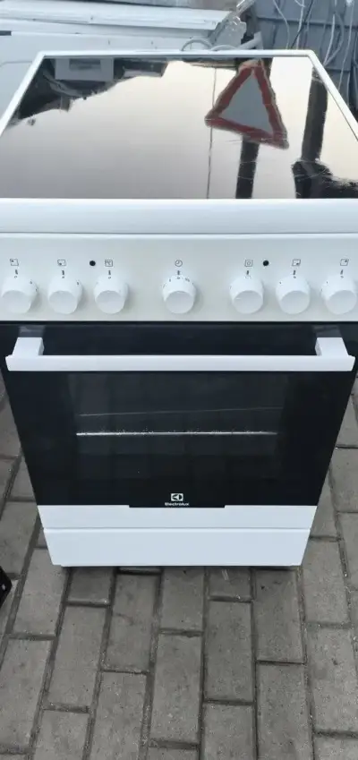 🔥 Elektrický sporák Electrolux