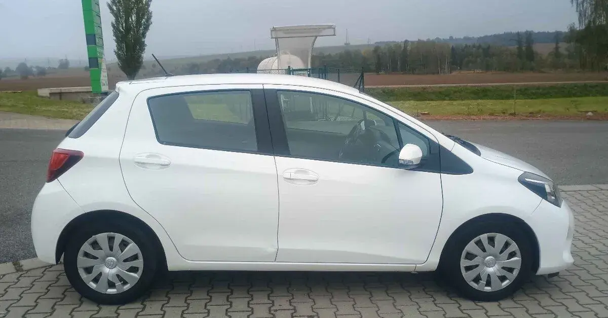 Yaris r.v.2015 - 109000 km