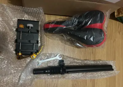 NOVÉ odpružené sedadlo / sedlo na elektrokoloběžku KOMPLET