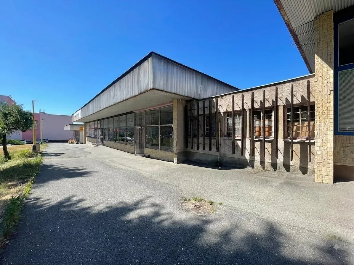 Prodej obchodního prostoru 230 m², Stráž pod Ralskem