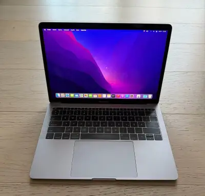 APPLE MACBOOK PRO 13” 2017 i5/8GB RAM/512GB/