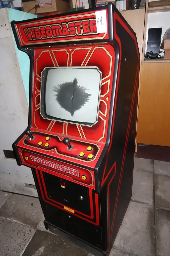 Staré herní arcade automaty