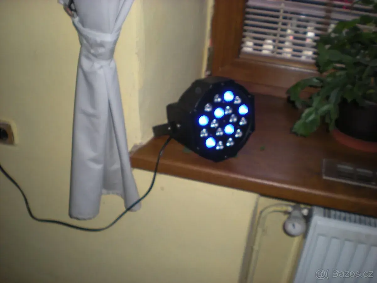 LED párty světlo