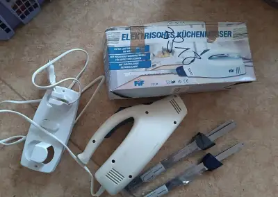 Elektrický krajeci nůž