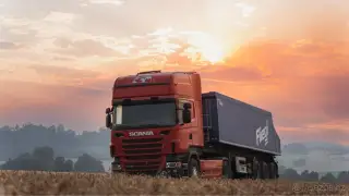 Souprava Scania R440 a Fliegl DHKS 350/35
