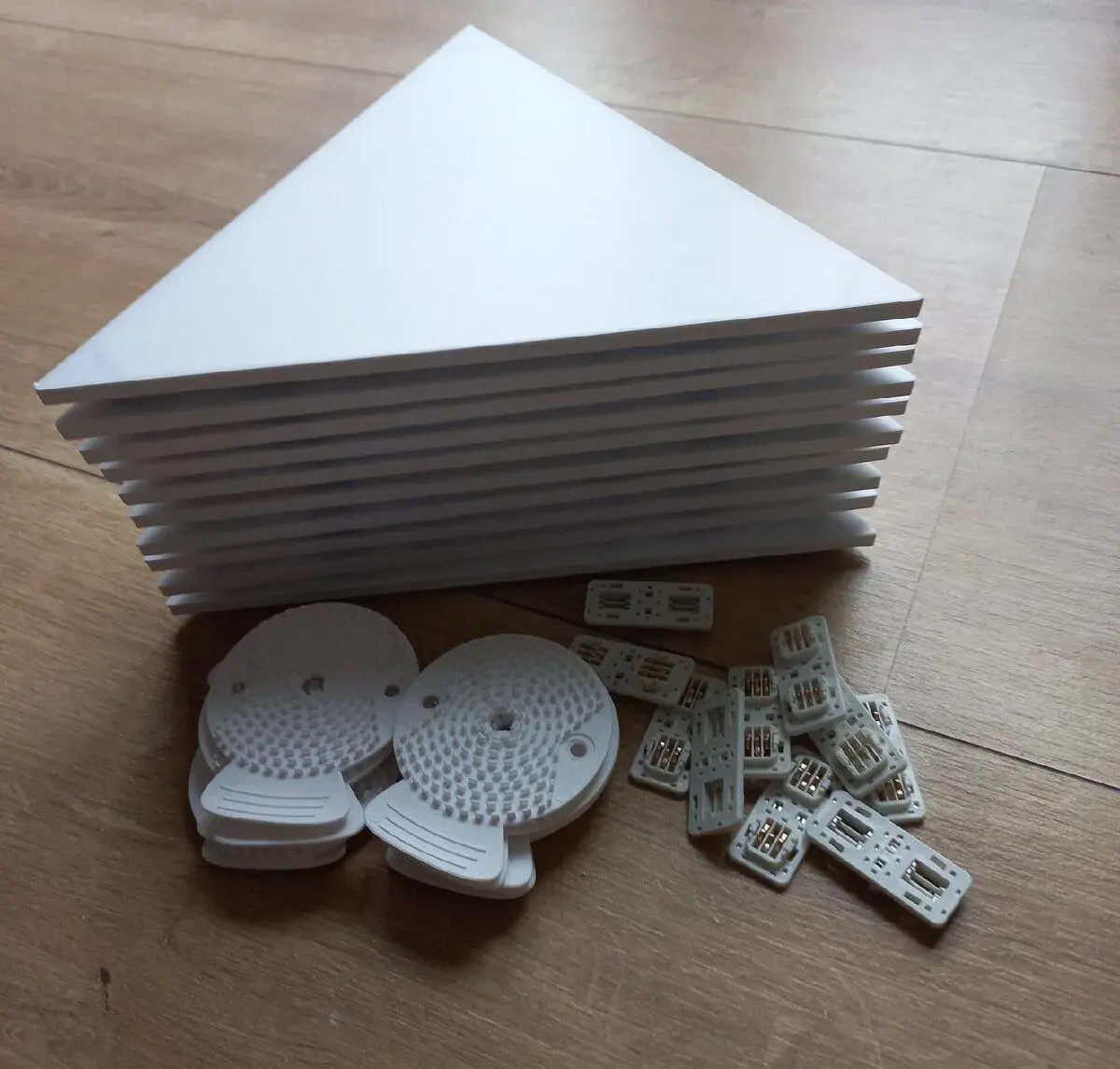10 ks LED světlo Nanoleaf Shapes Triangles Expansion (NL47)