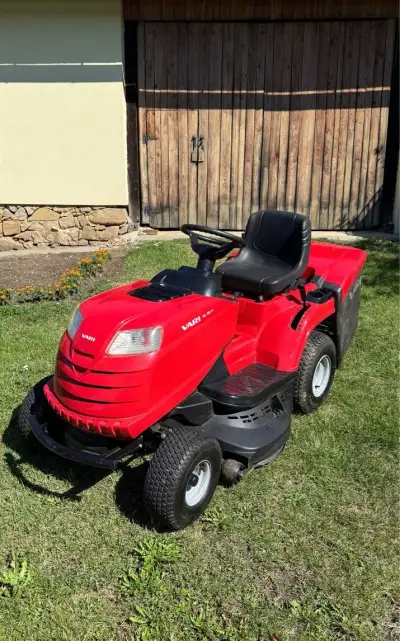 Zahradní traktor