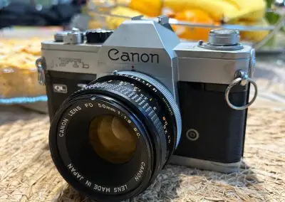 Canon FTb QL + Canon FD 50mm f/1,8 S.C.