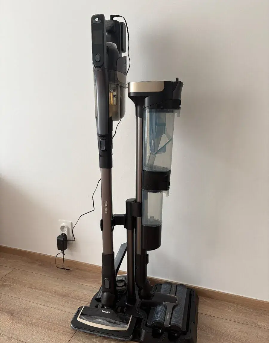 Philips 9000 Series AquaTrio