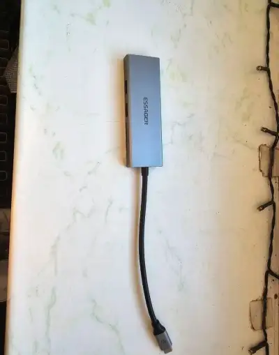 USB-C hub Essager – HDMI, 2× USB-A, SD, USB-C PD