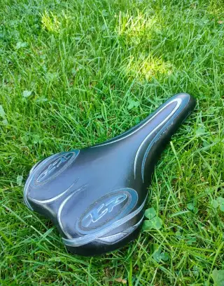 Sedlo XP pro active
