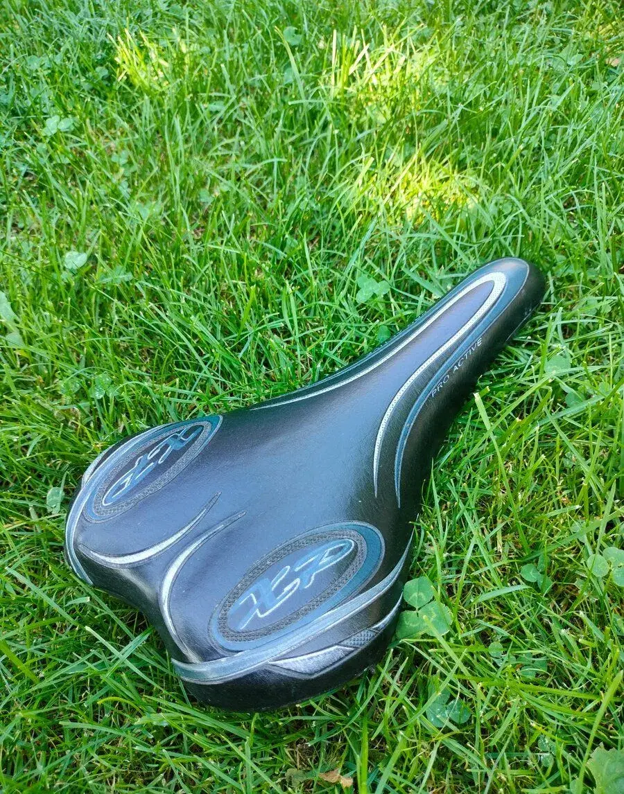Sedlo XP pro active