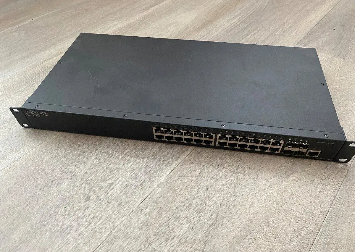 Switch Edgecore 28 portů ECS2100 28T