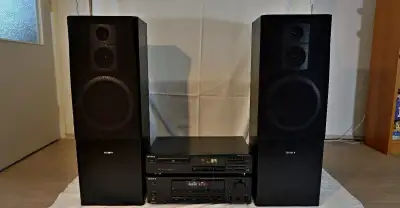 Hi-fi SONY: receiver, cd přehrávač a reproduktory