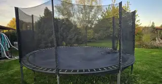 Trampolína zdarma za odvoz – Pardubice, Svítkov