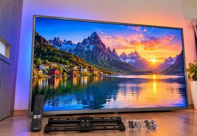 Philips 50” 4K Smart TV – model 50PUS6703/12