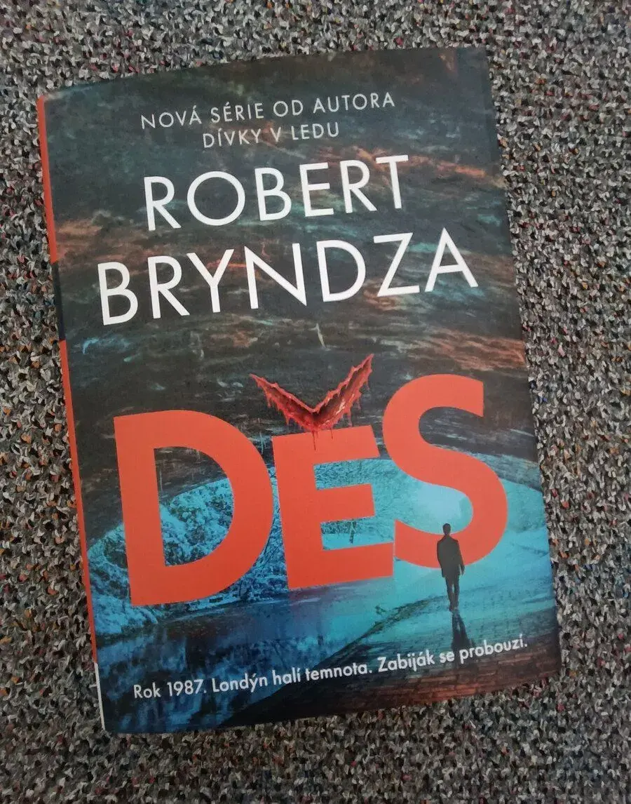 Děs, Robert Bryndza