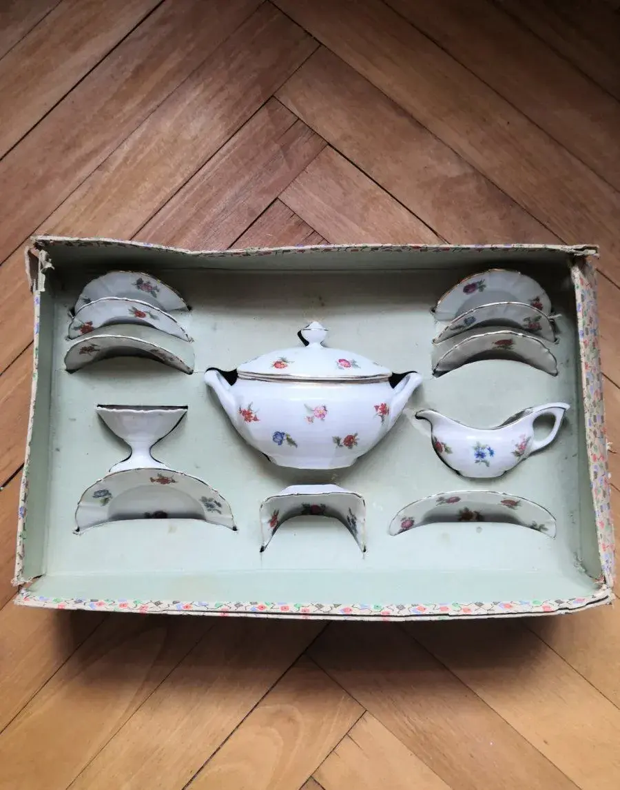Porcelánové nádobí pro děti