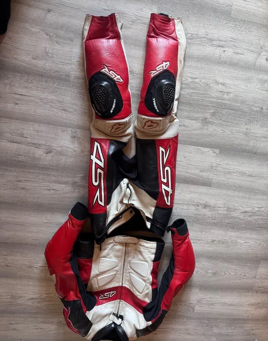 4sr moto kožená kombinéza vel 52