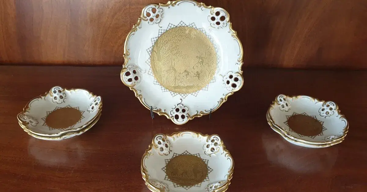 Stará porcelánová desertní (koláčová) souprava