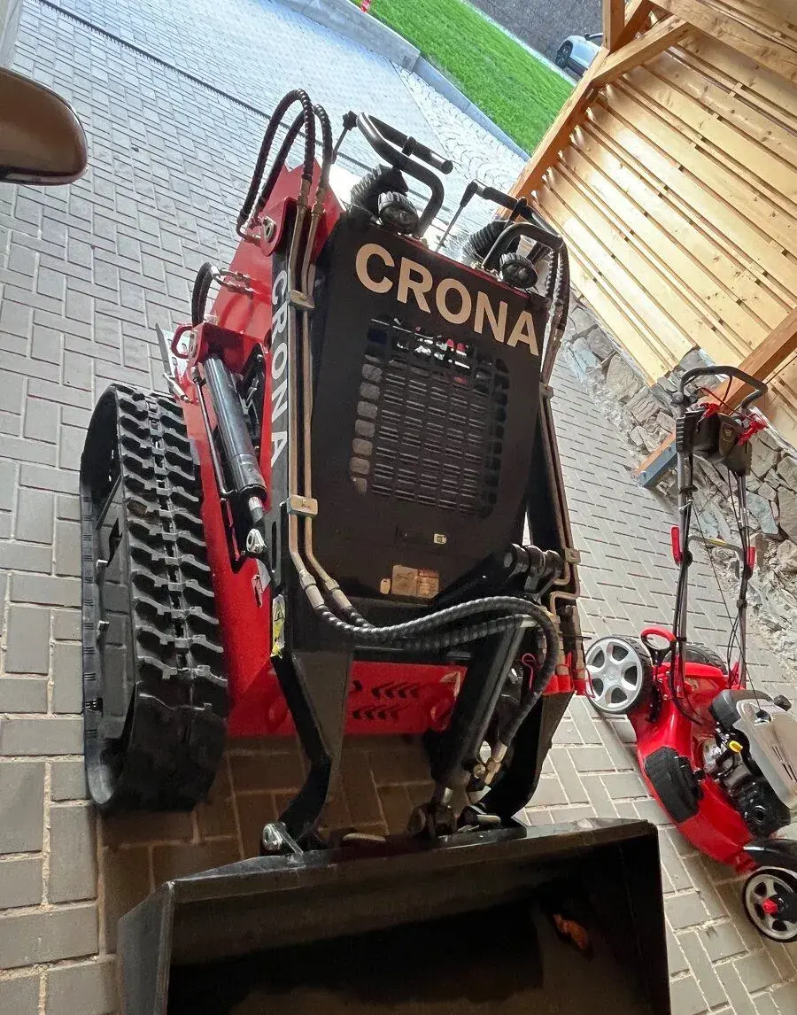 Smykový mini-nakladač HN380 pásový + vidle na palety