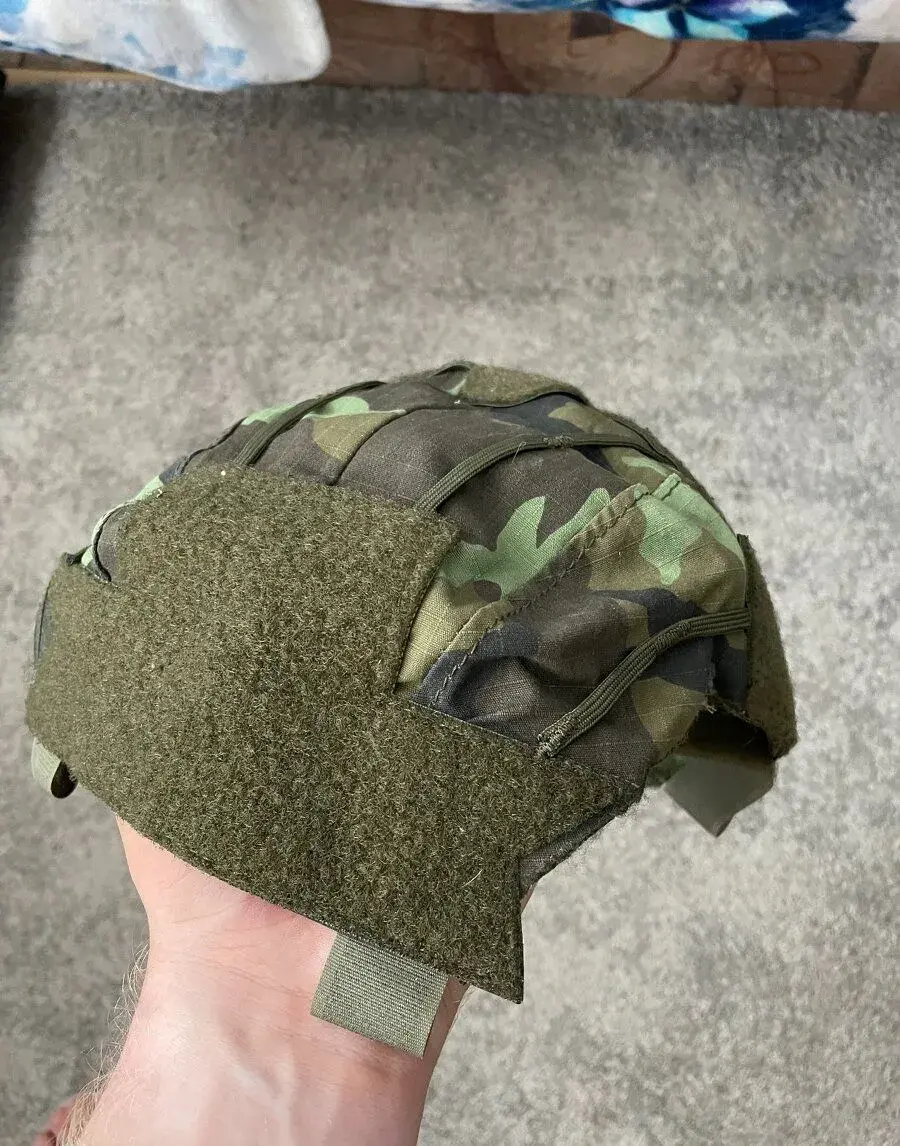 Maskovací potah na přilbu vz. 95, top stav