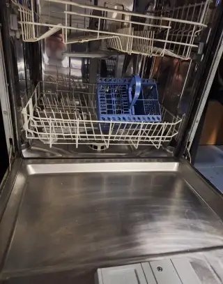 Vestavná myčka Indesit