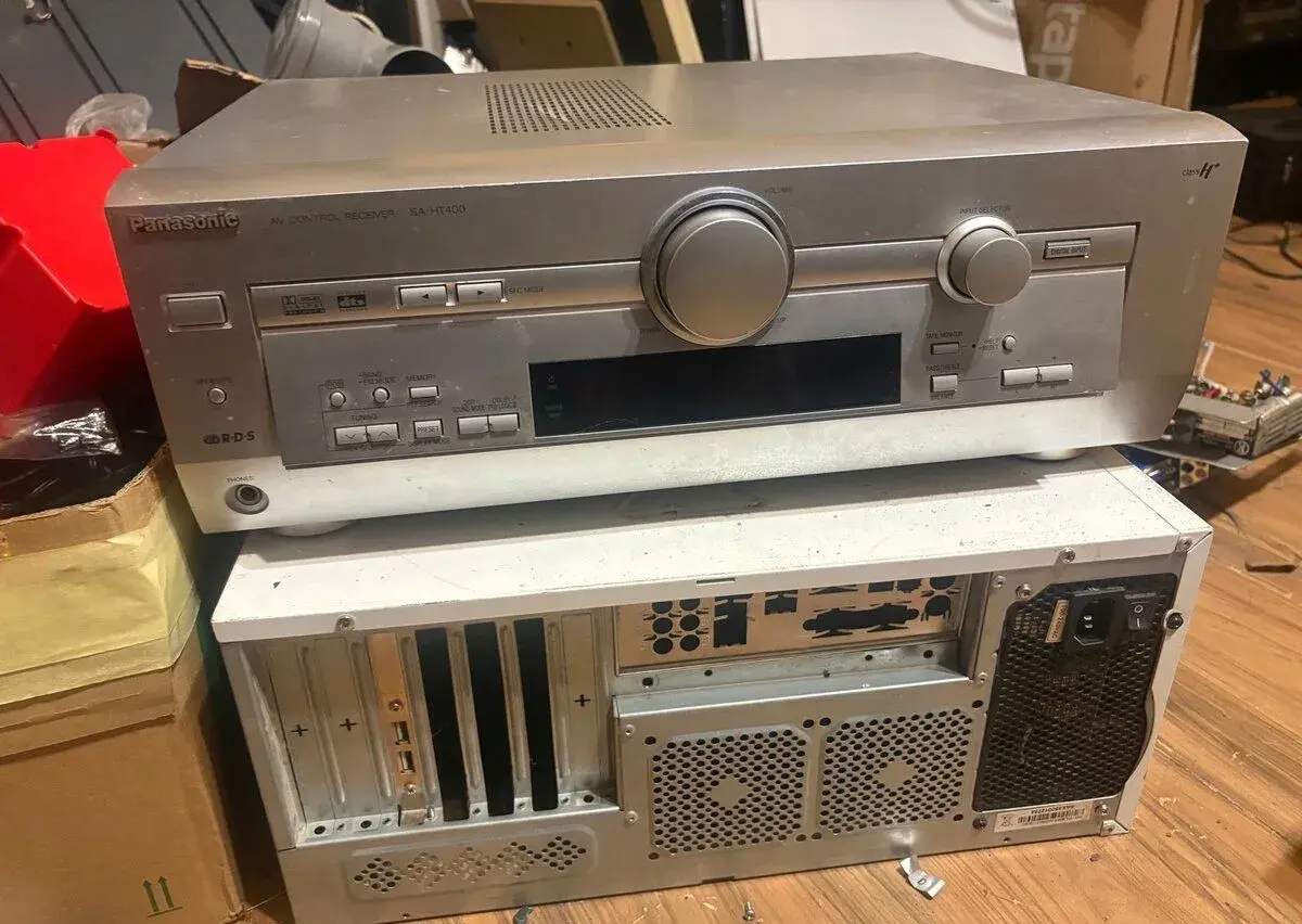 AV receiver Panasonic SA-HE40D – stříbrný, Dolby Digital