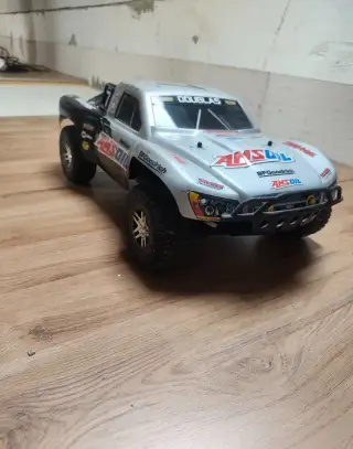 Traxxas Slash 4wd 1:10