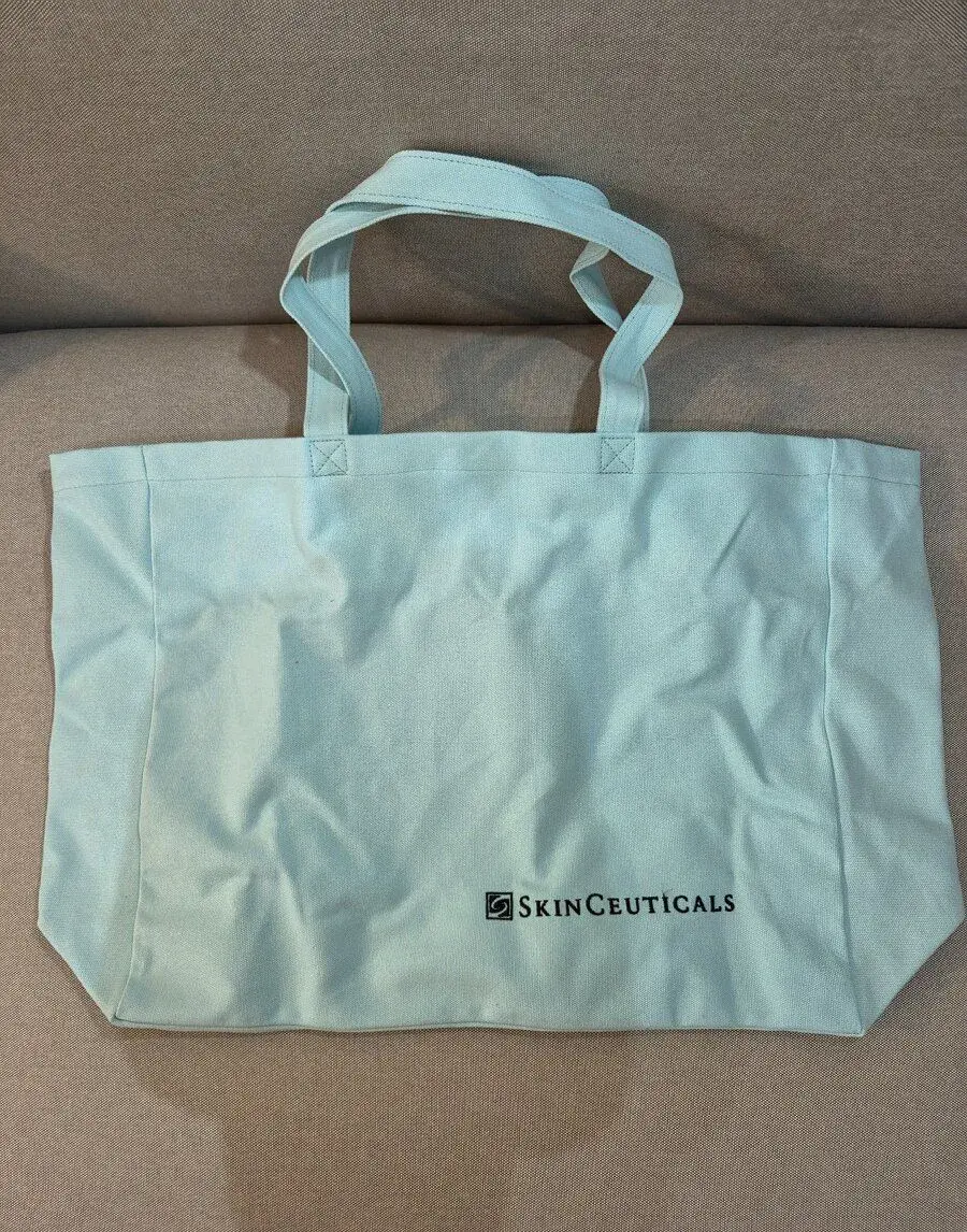 Nová velká plátěná taška SkinCeuticals 65 × 40 cm