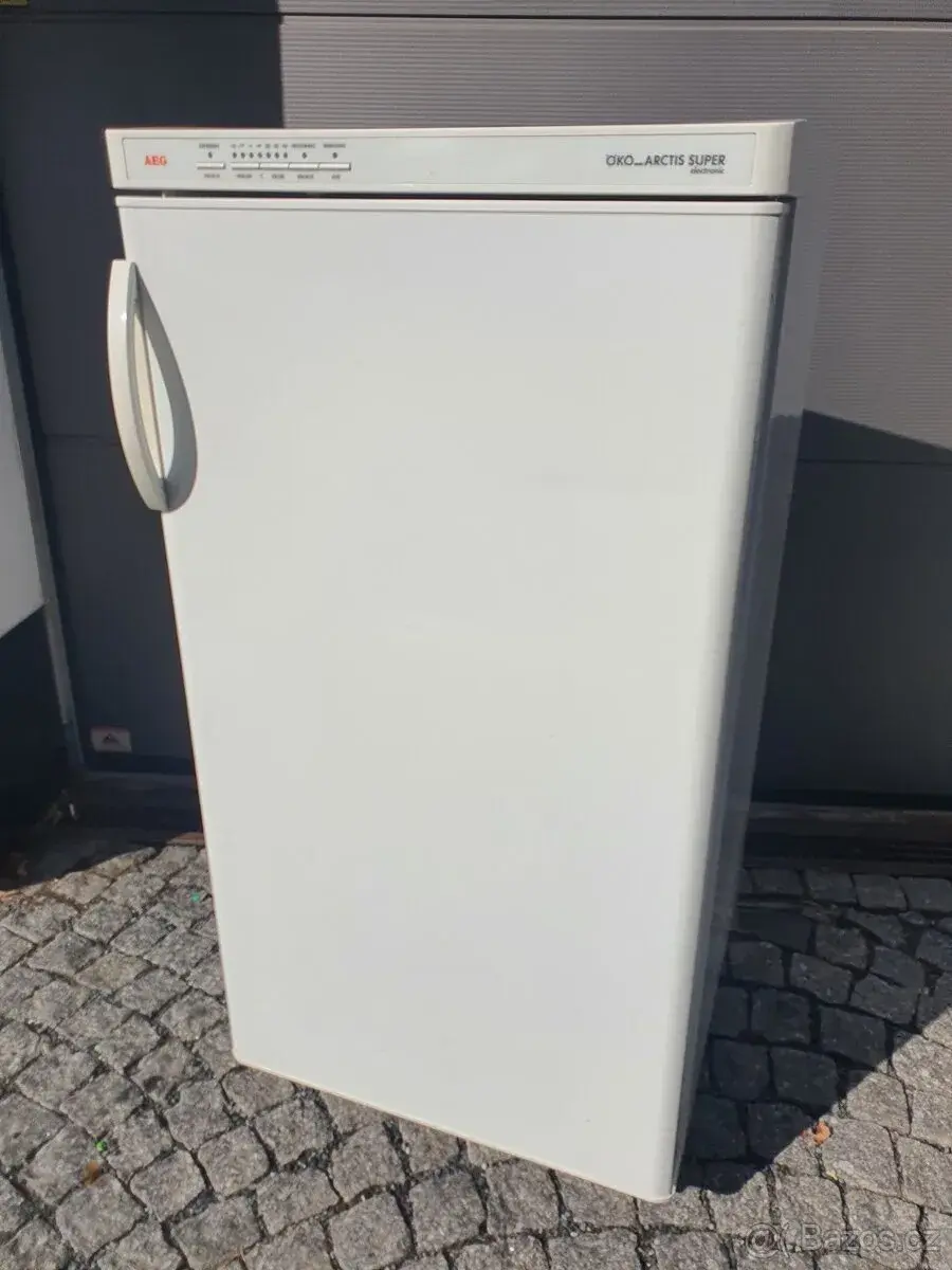 220 litrů GASTRO mrazák AEG Germany