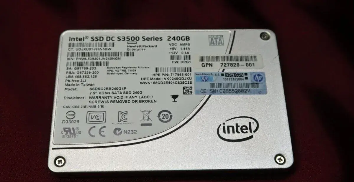 SSD disk Intel DC S3500 240GB SATA 6Gb/s MLC NAND