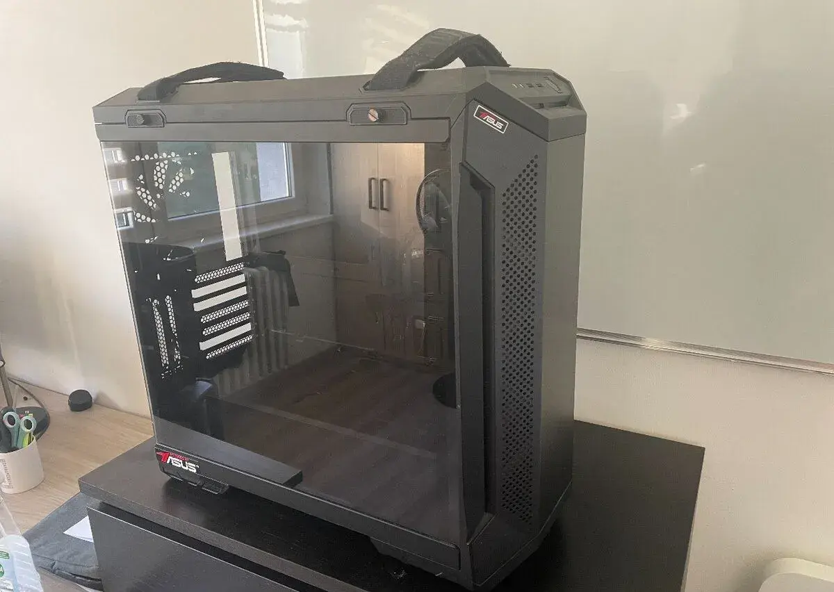 ASUS TUF Gaming GT501