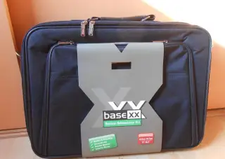 Taška na notebook, zn. Base XX, nová