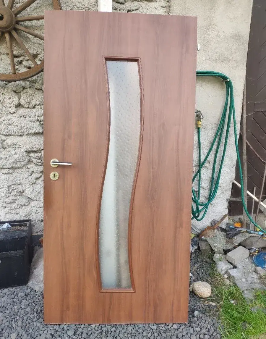 Interiérové dveře 90×200 se sklem