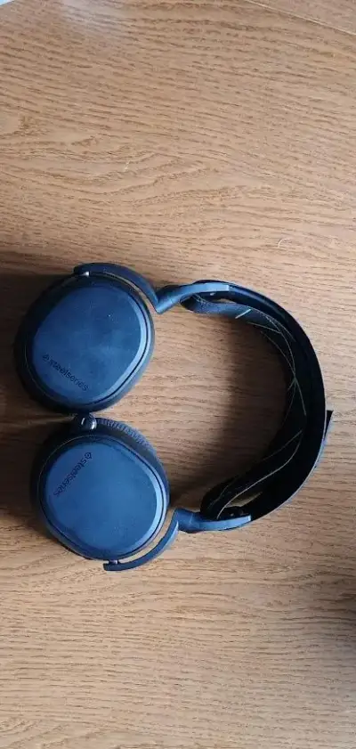 Herní bezdrátové sluchátka pro XBOX zn. SteelSeries 9X