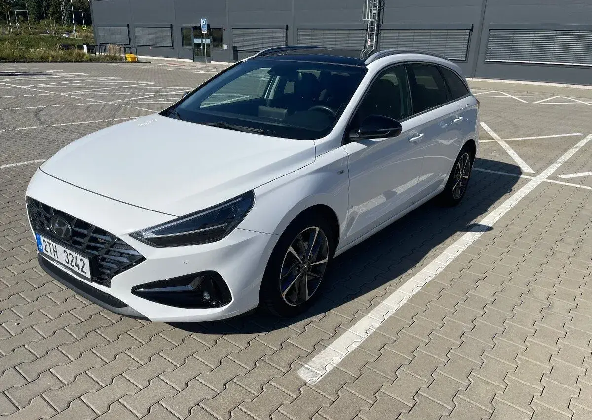 i30 kombi 1,5 T-GDi Style Premium záruka 2027