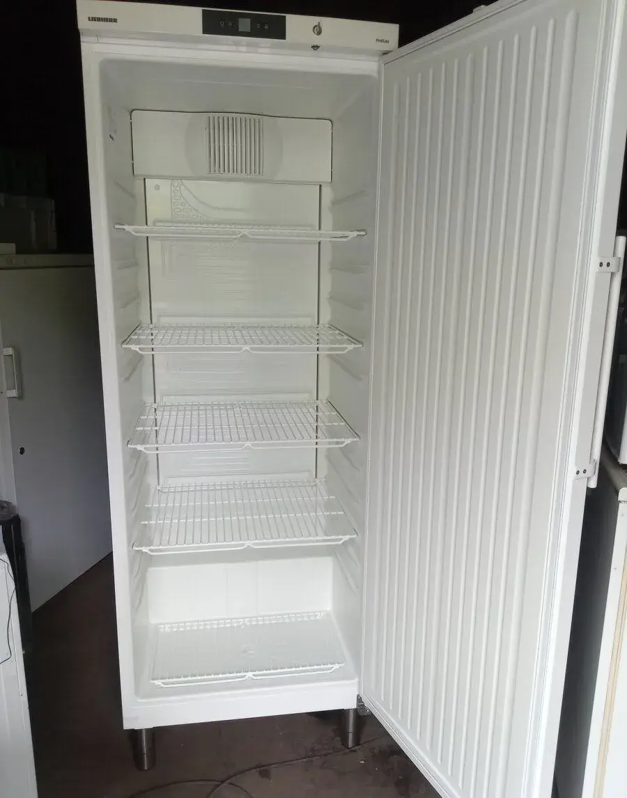 Gastro chladnička Liebherr Profi line ( perfektní stav )