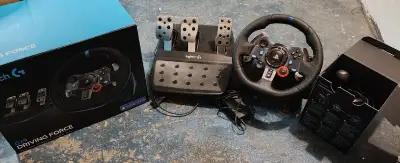 Volant G29 s řadící pákou