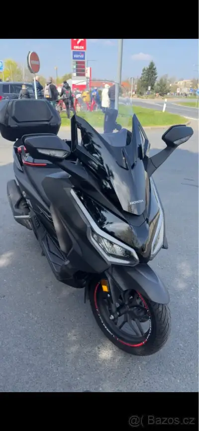 Honda Forza 125 (2024)