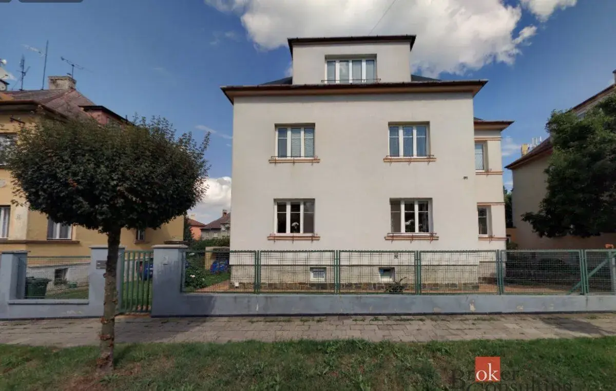 Pronájem, byty/3+1, 107 m2, Hobzíkova 1979/17, Předměstí, 74