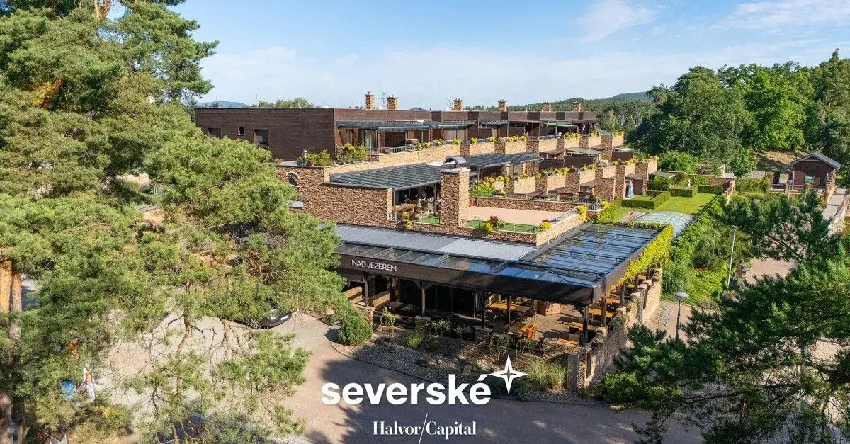 Zavedená Restaurace Nad jezerem přímo u Máchova jezera