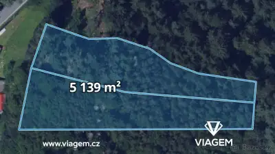 Les 5 139 m²