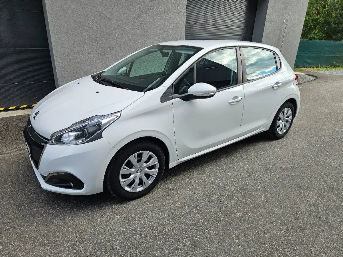 Peugeot 208 – 2017, 132 000 km