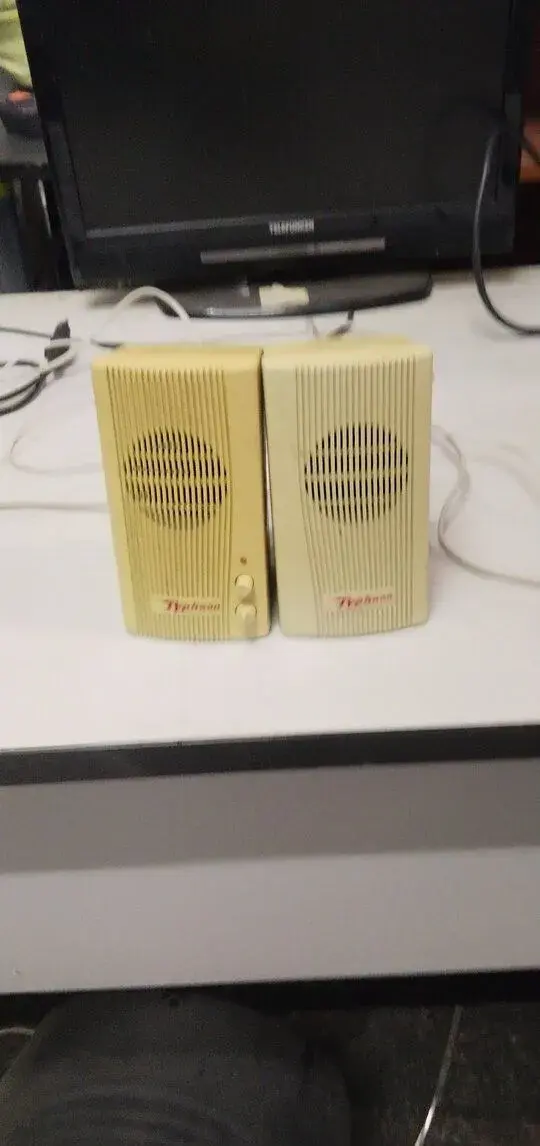 PC reproduktory Typhoon - plně funkční