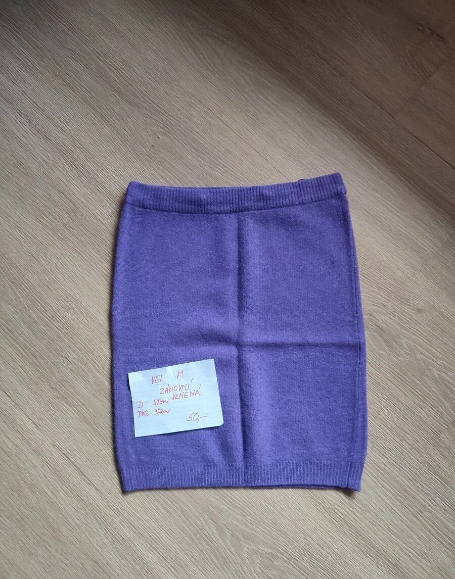 Zánovní vlněná sukně vel. M