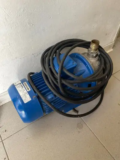 Nerezové čerpadlo Lowara CEA370/3/D-V
