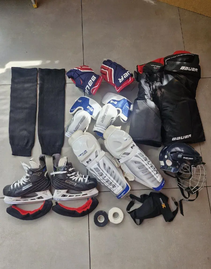 🏒 HOKEJOVÁ VÝSTROJ BAUER – KOMPLETNÍ SADA